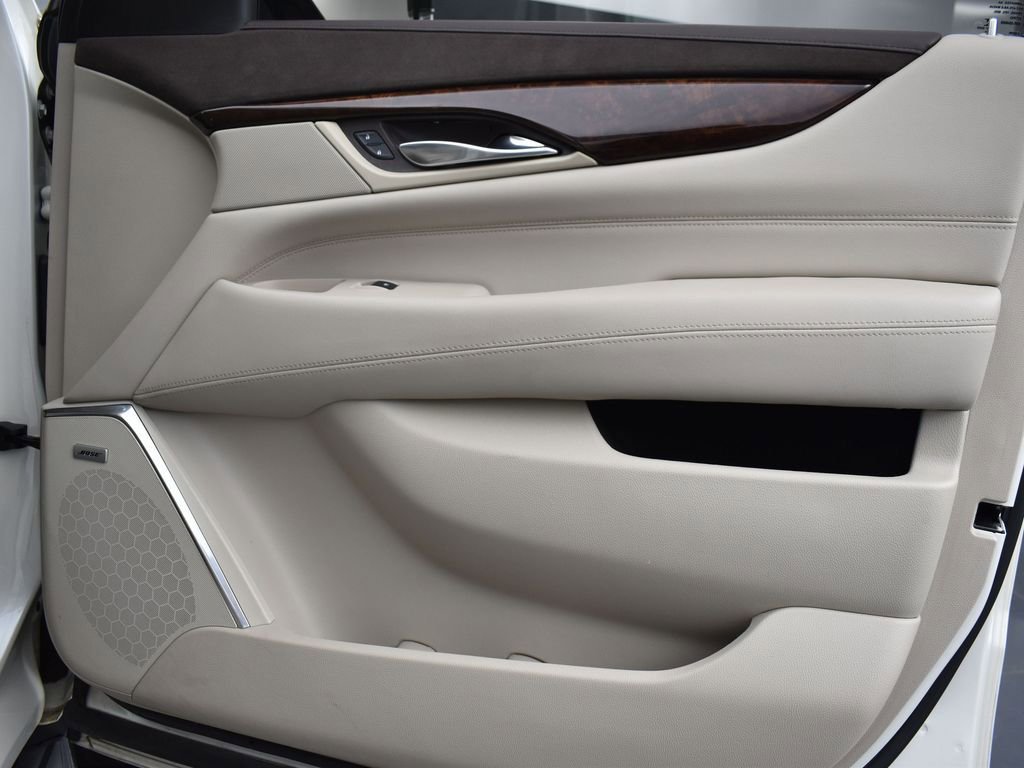 2015 CADILLAC ESCALADE - Image 34