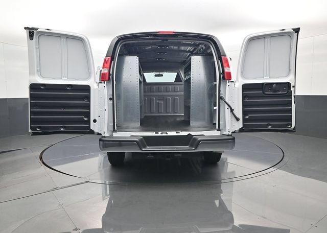 2026 GMC Savana Cargo Work Van - Photo 34