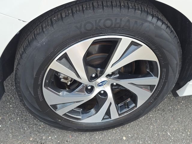 Used 2023 Crystal White Pearl Subaru Premium image 28