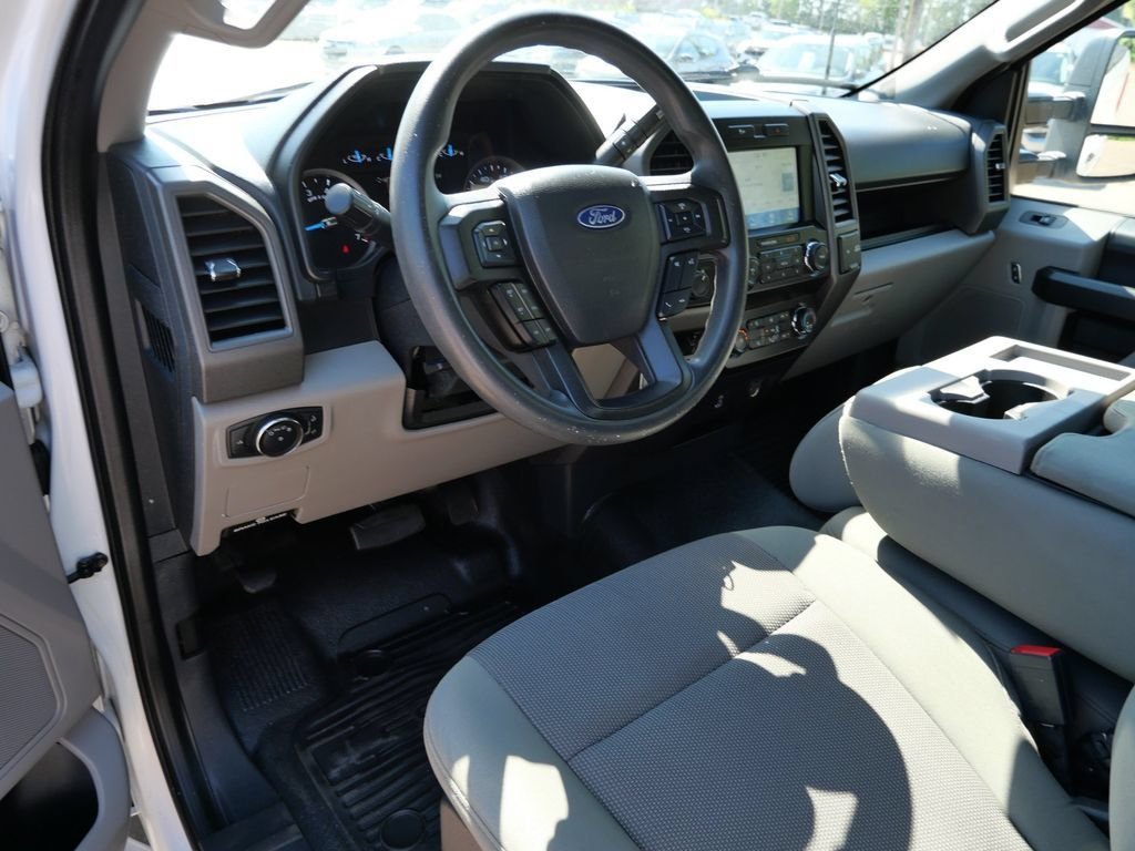 Certified Used 2022 White Ford XLT image 3