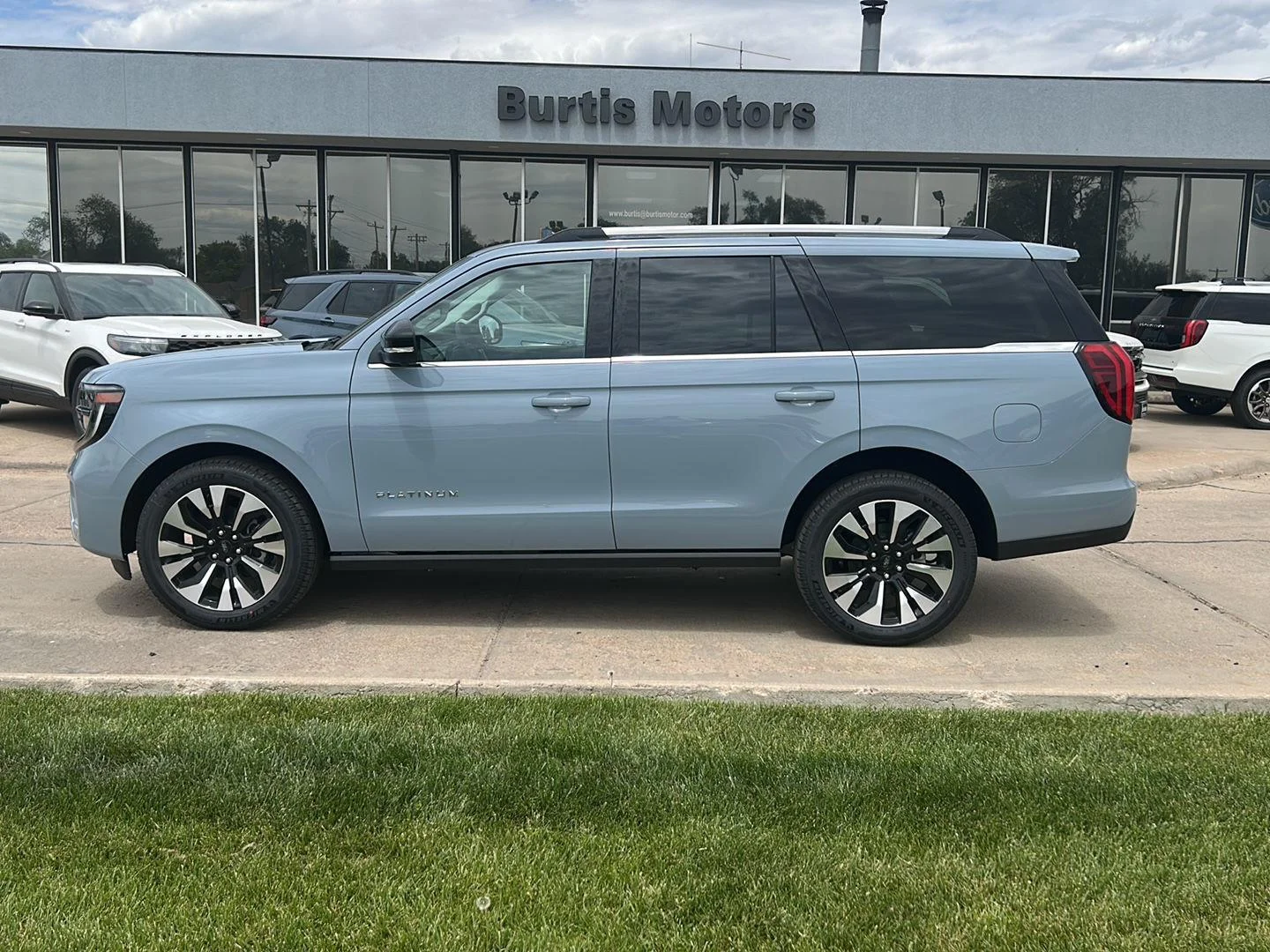 2026 Ford Expedition Platinum 4x4's photo