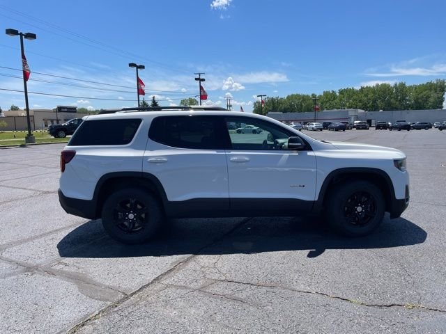 Used 2022 White GMC AT4 image 4