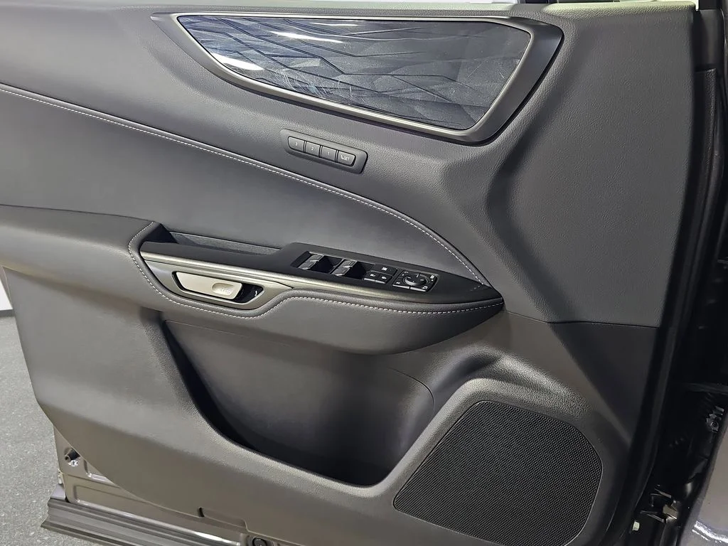 Used 2025 Gray Lexus 350h Premium image 28