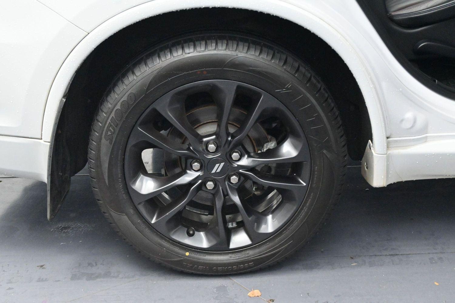 Used 2022 White Knuckle Clearcoat Dodge R/T Plus image 38