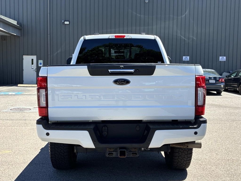 Used 2022 White Ford Lariat image 6