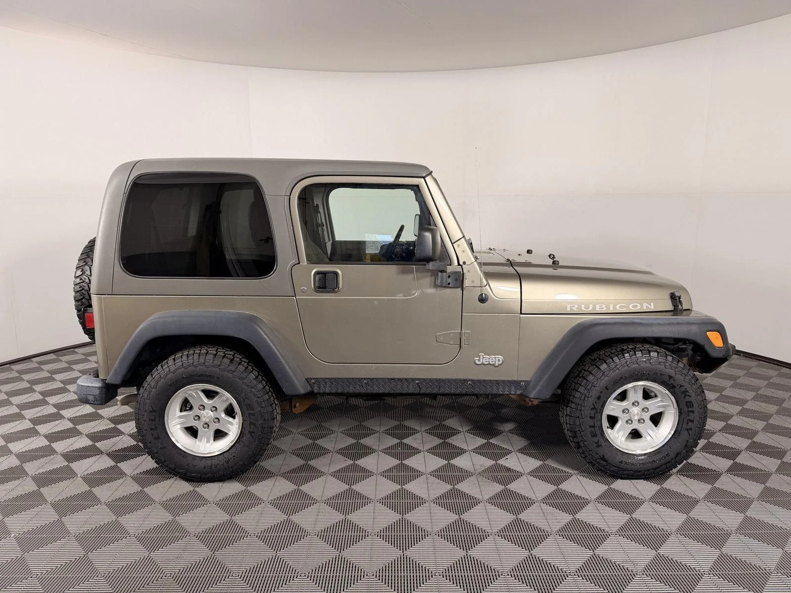Used 2006 Light Khaki Metallic Jeep Rubicon image 7