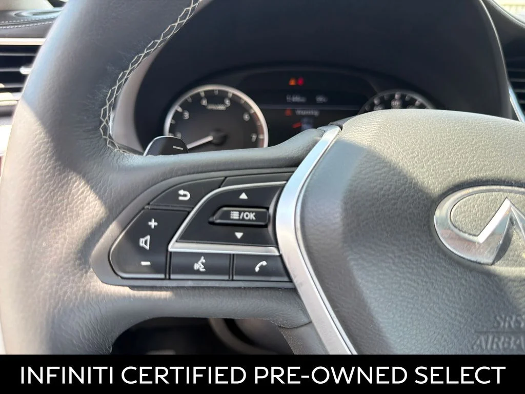 Certified Used 2020 Majestic White INFINITI LUXE image 22