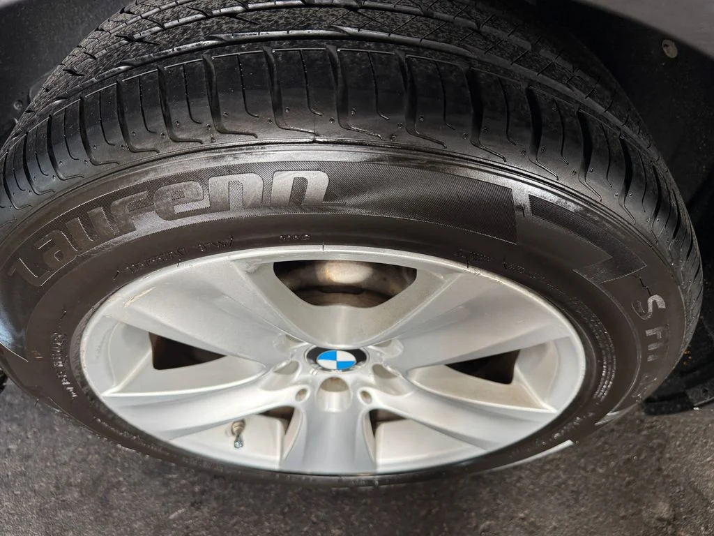 Used 2013 Gray BMW 528i image 9