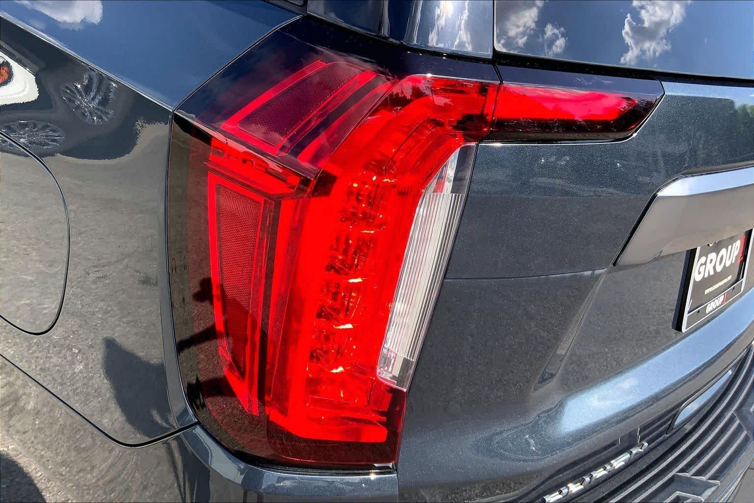 Used 2021 Dark Sky Metallic GMC AT4 image 55