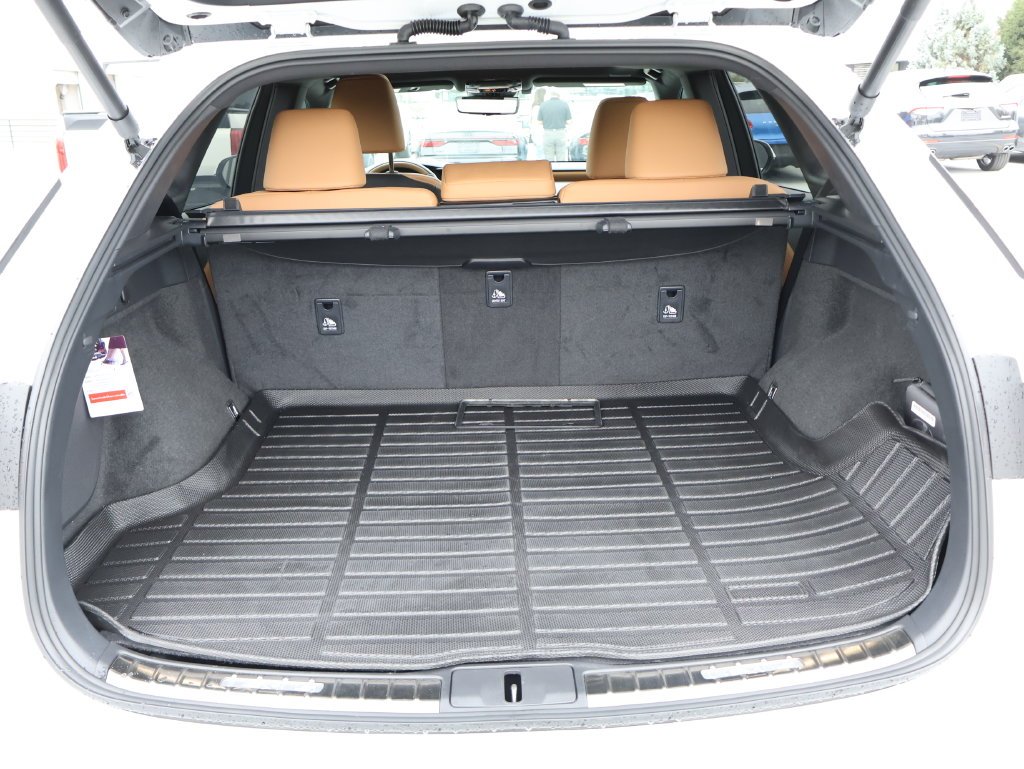 Used 2024 White Pearl Lexus 350 Premium Plus image 16