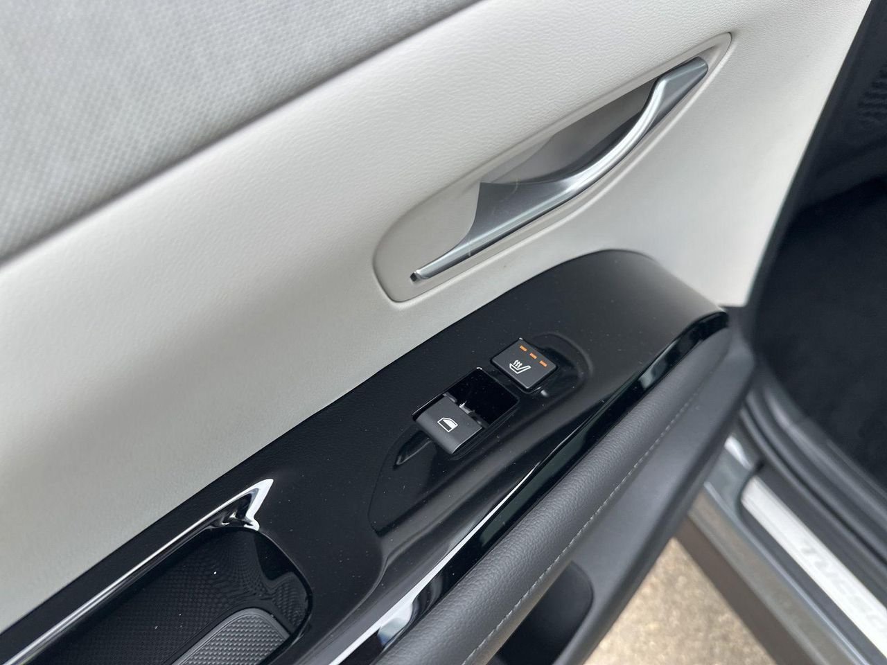 New 2026 Gray Hyundai Limited AWD image 24