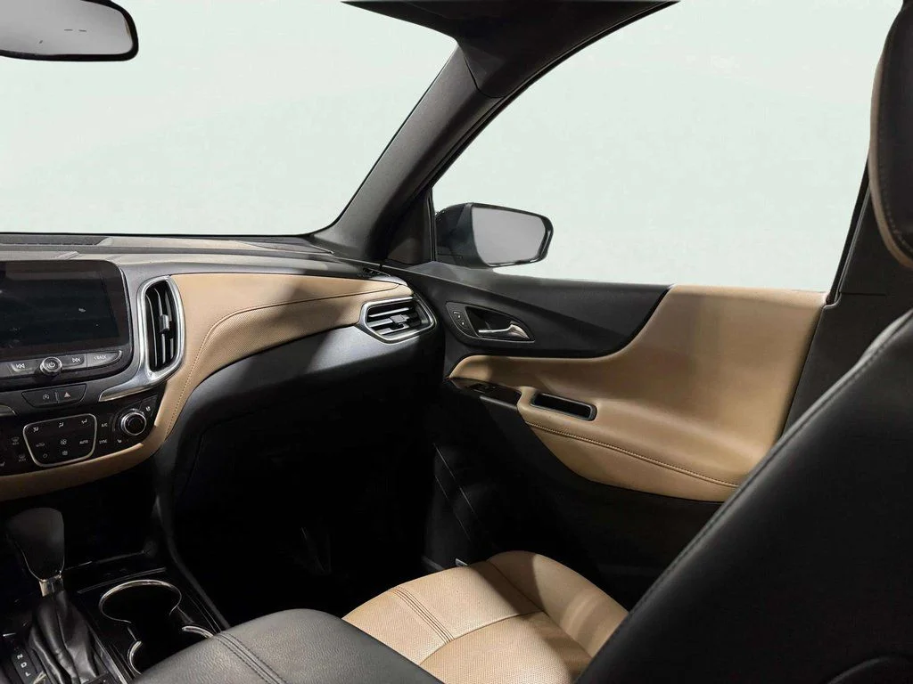 Used 2022 Mosaic Black Metallic Chevrolet Premier image 11