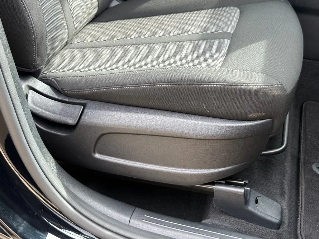 Used 2021 Black Kia LX image 26
