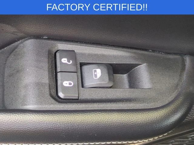 Used 2025 Black Jeep Altitude X image 30