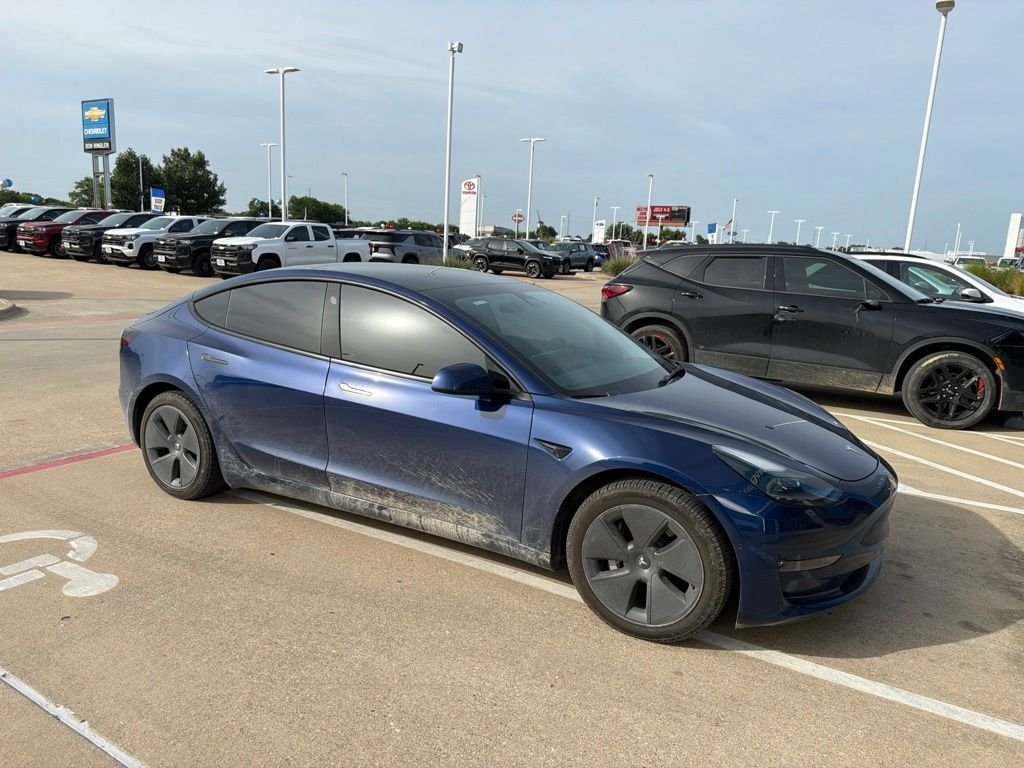 2022 Tesla Model 3 Long Range Dual Motor All-Wheel Drive's photo