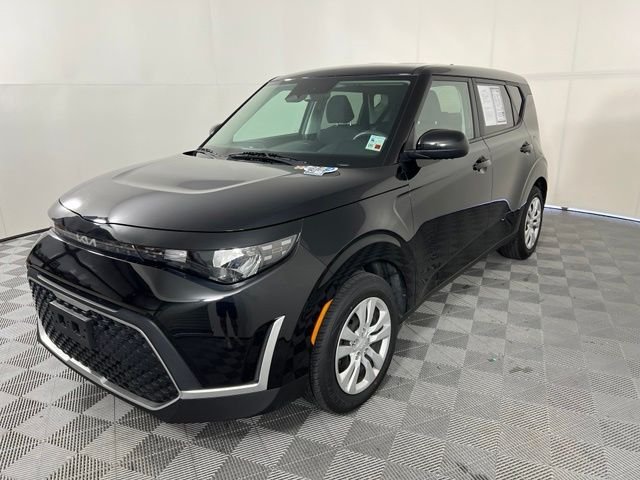 Used 2024 Black Kia LX image 3
