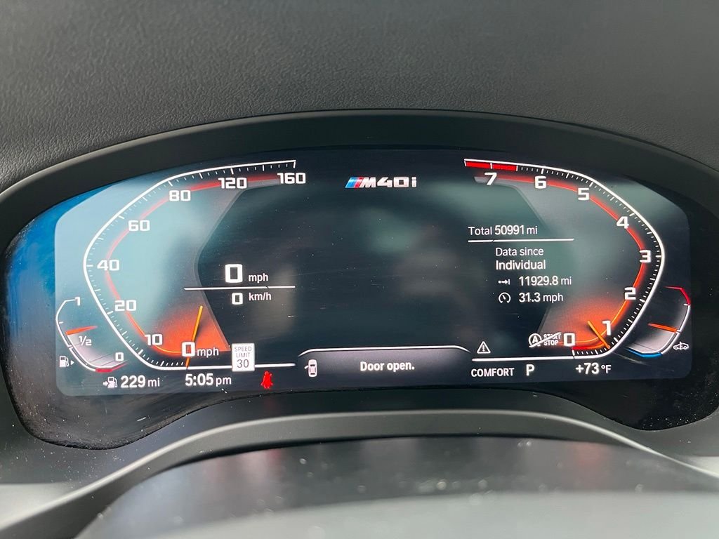 Used 2020 Alpine White BMW M40i image 38