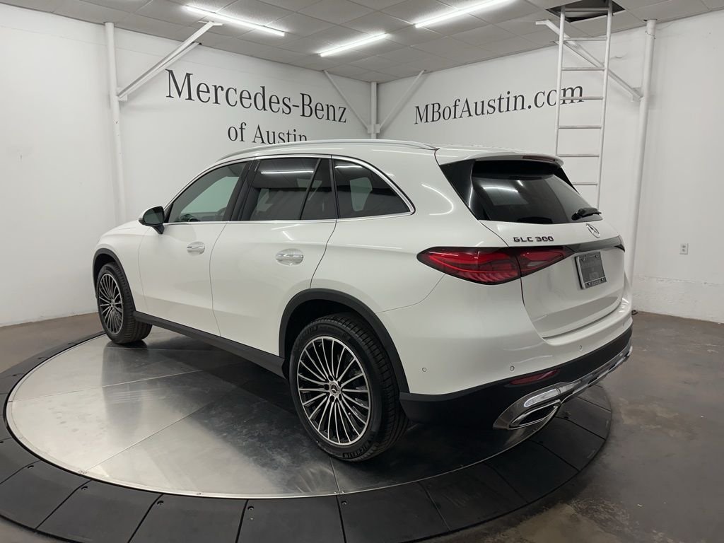 Used 2026 White Mercedes-Benz GLC 300 image 5