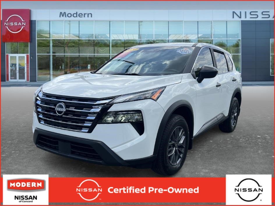 Used 2024 Glacier White Nissan S image 1
