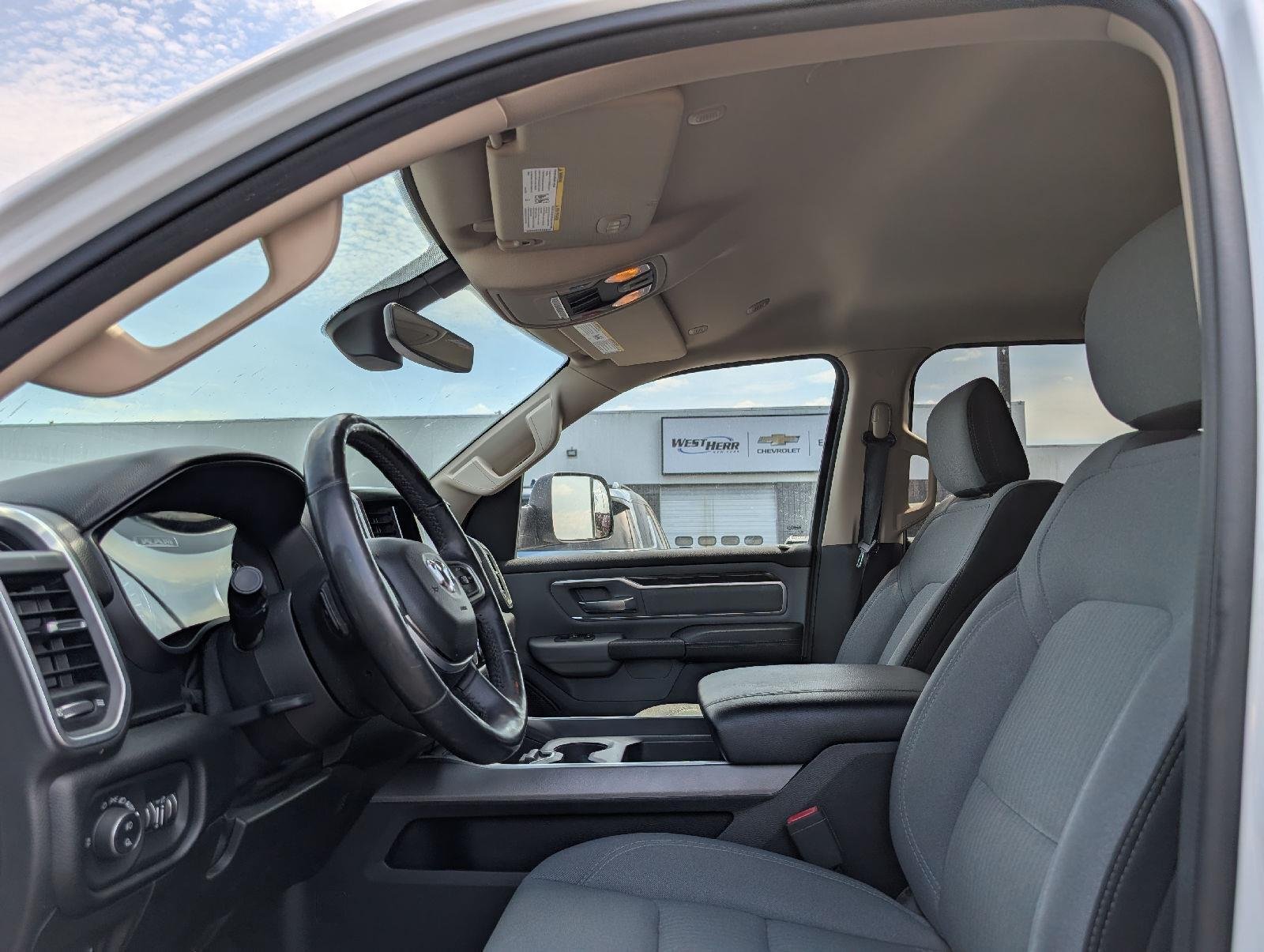 Used 2019 Bright White Clearcoat Ram Big Horn/Lone Star image 8