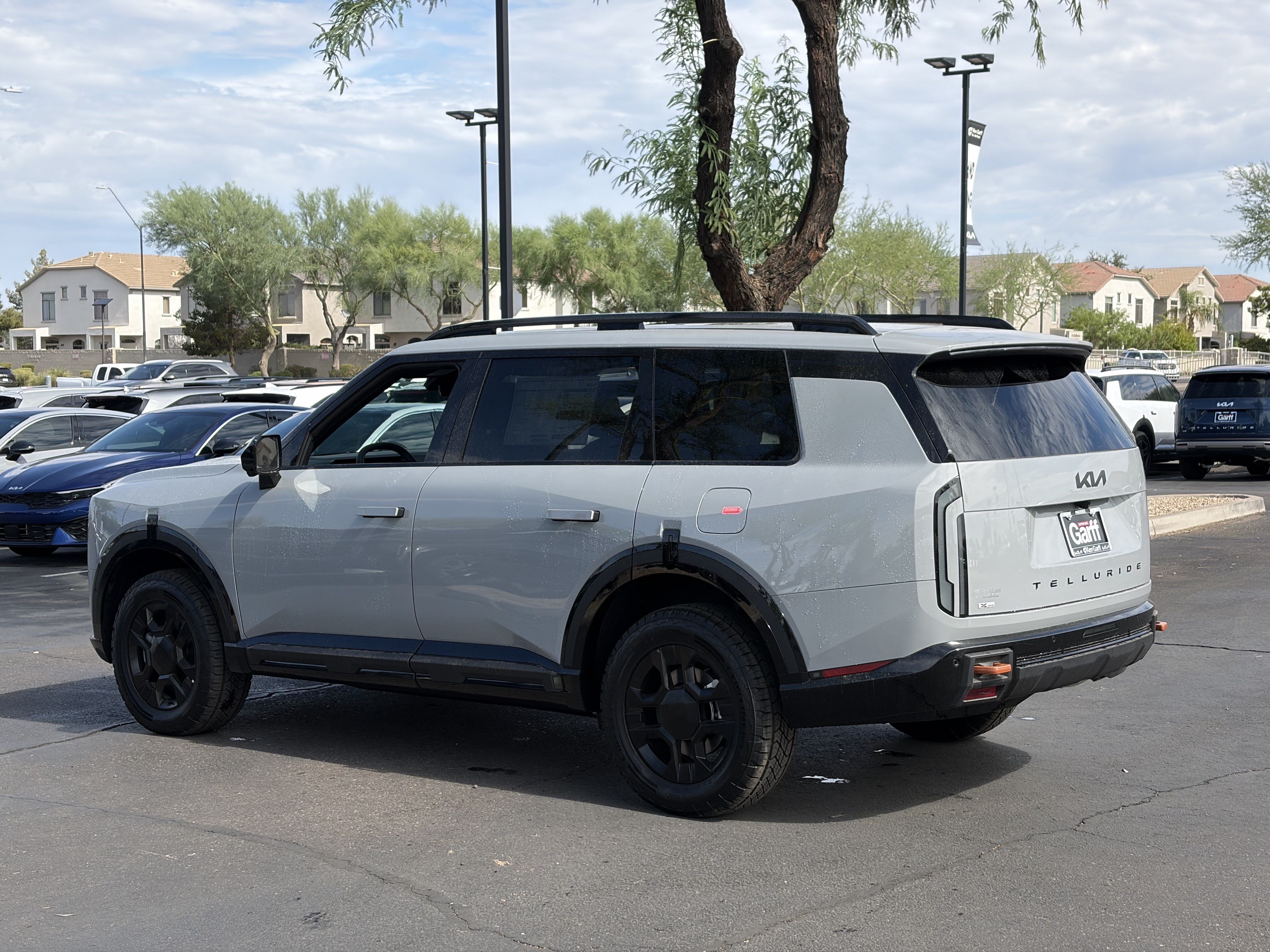 New 2027 Wolf Gray Kia X-PRO SX image 3