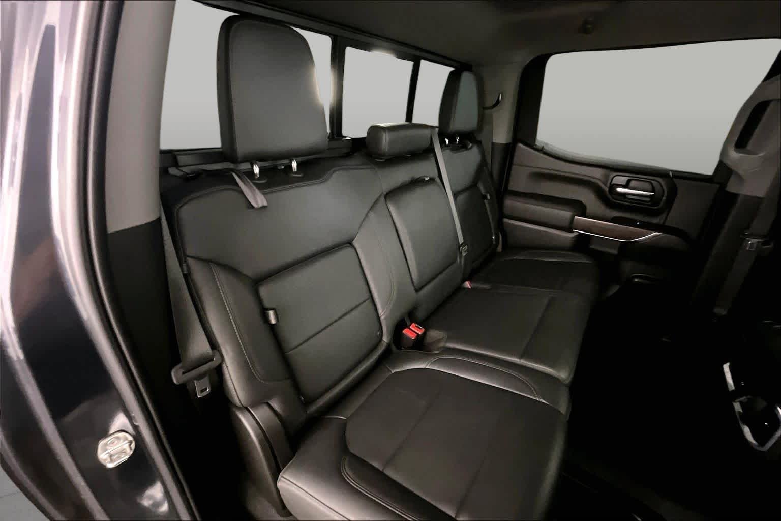 Used 2022 Dark Sky Metallic GMC SLT image 19