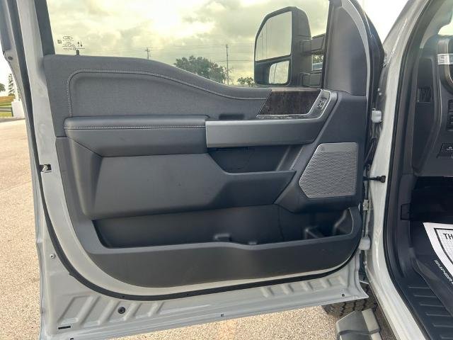 New 2026 Avalanche Ford F-250® Lariat® image 23