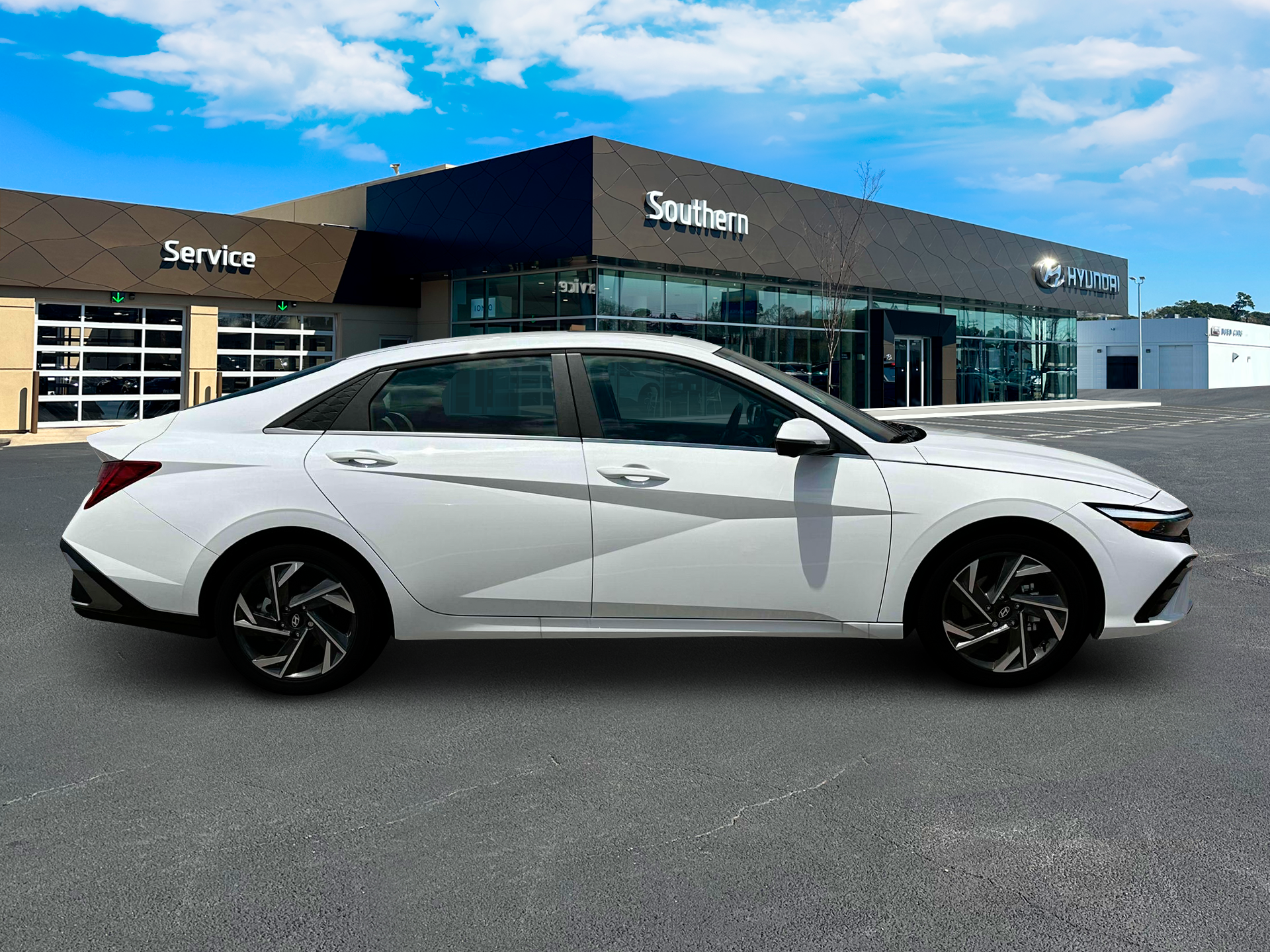 New 2025 White Hyundai Limited image 9