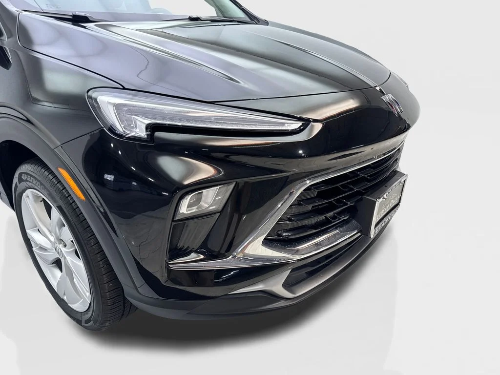 Used 2025 Black Buick Preferred image 17