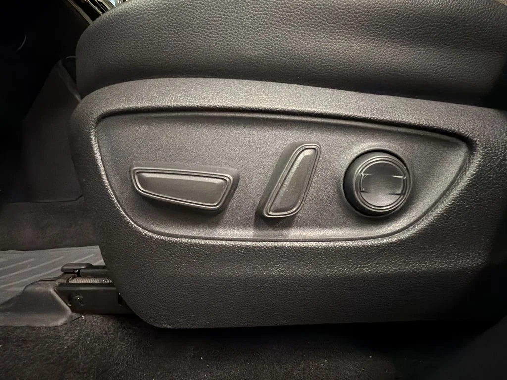 Used 2023 Gray Toyota XLE image 31