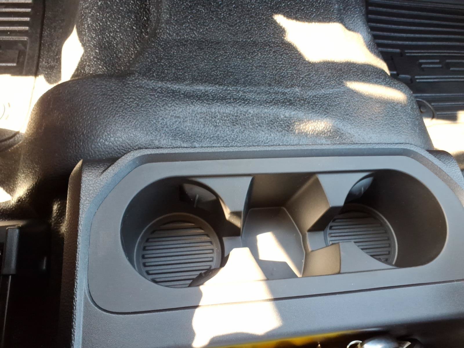 New 2027 Oxford White Ford F-550® XL image 19