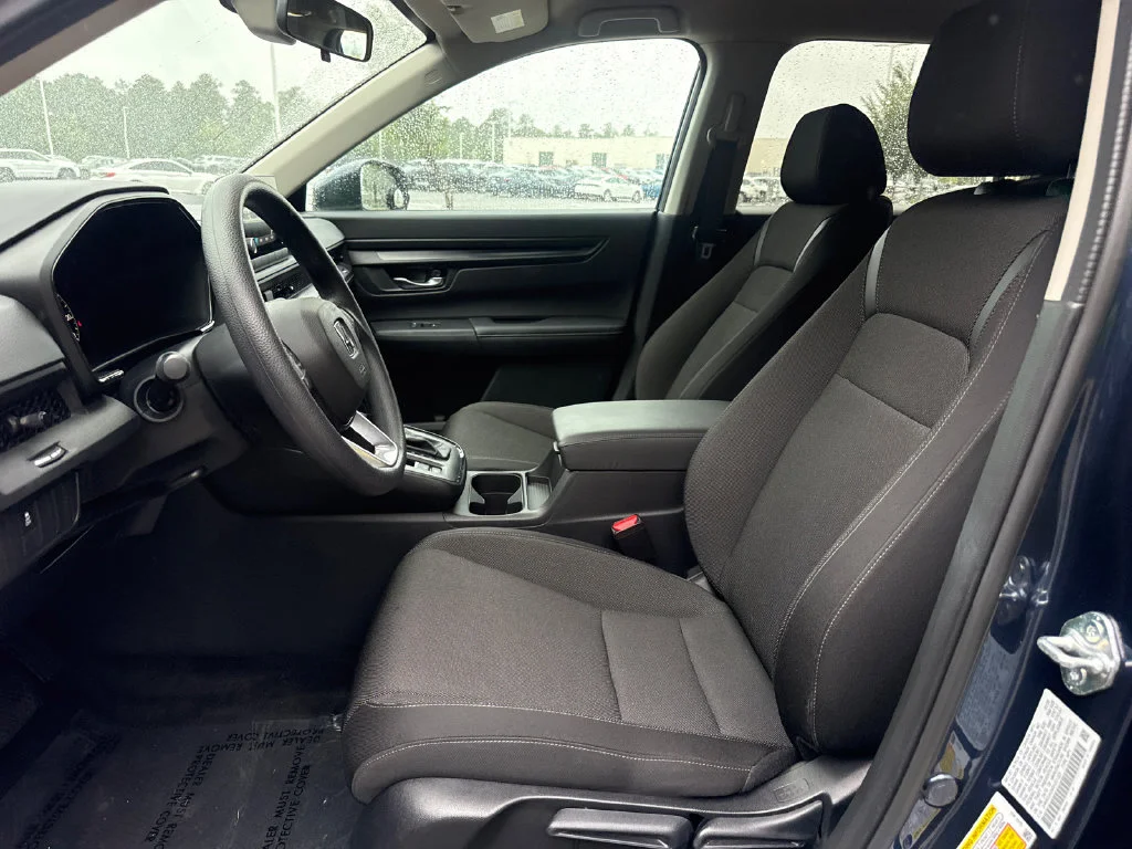 2025 Honda CR-V LX - Photo 49