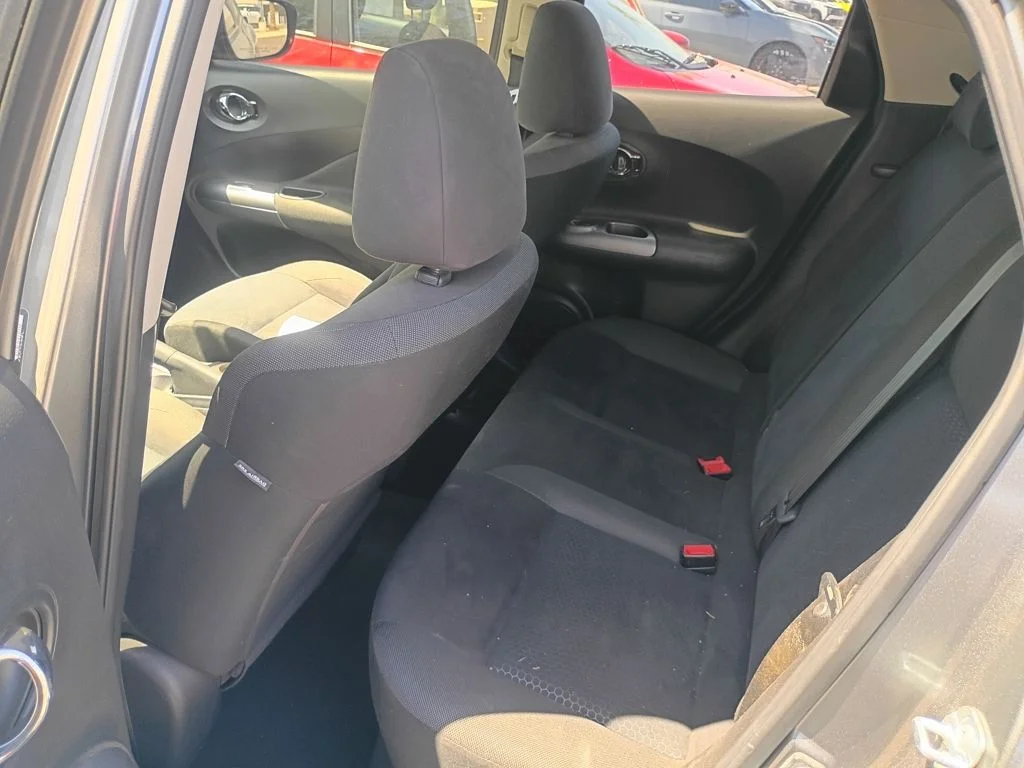 Used 2017 Gray Nissan SV image 7
