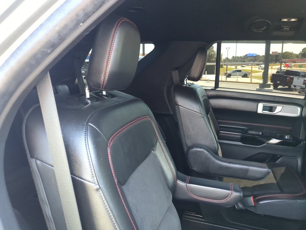 Used 2023  Ford ST-Line image 28