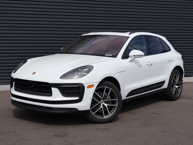 2026 Porsche Macan 