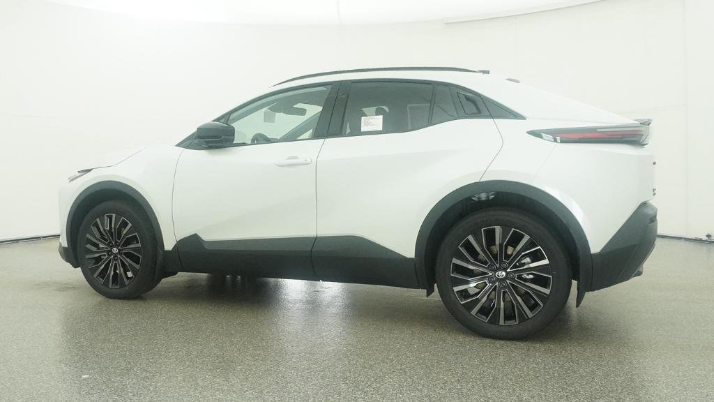New 2026 Wind Chill Pearl Toyota XSE image 36