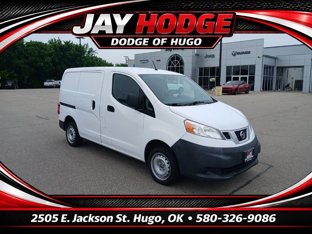 2016 Nissan NV200 S's photo