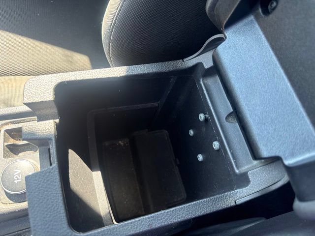 Used 2012 Grey Ford SE image 13