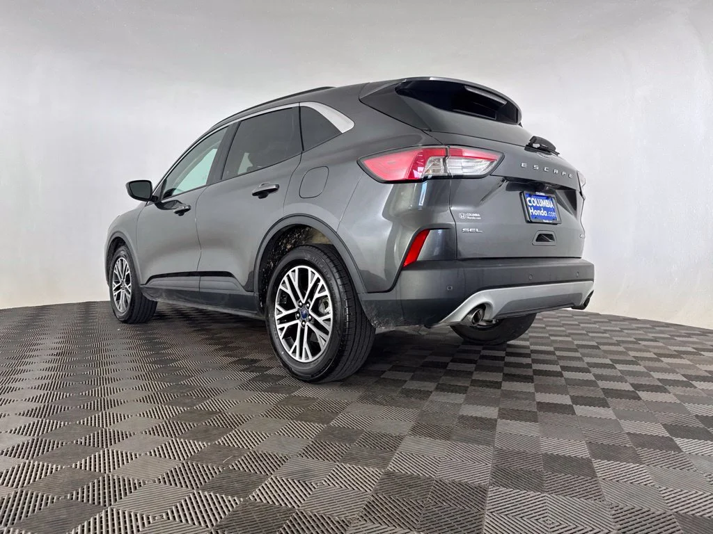 Used 2020 Gray Ford SEL image 42