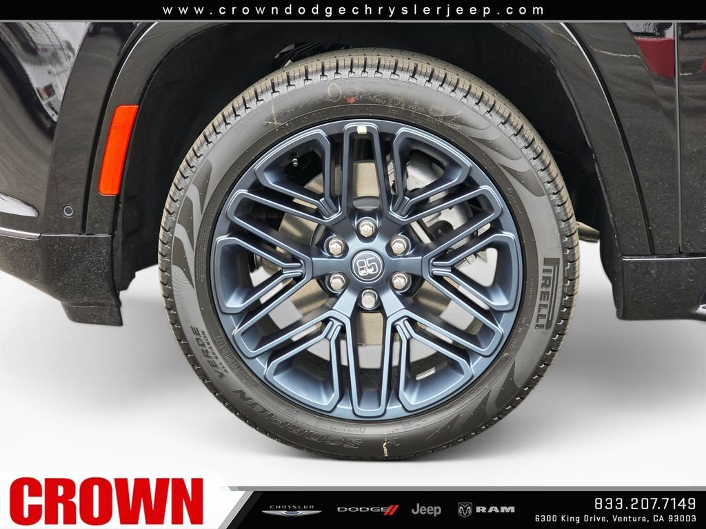 New 2026 High Gloss Black Exterior Paint Jeep  image 32