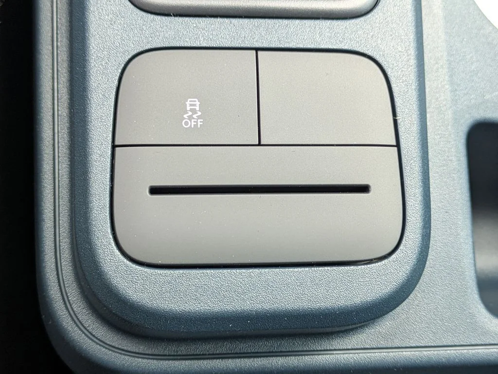 New 2026 Oxford White Ford XL image 24