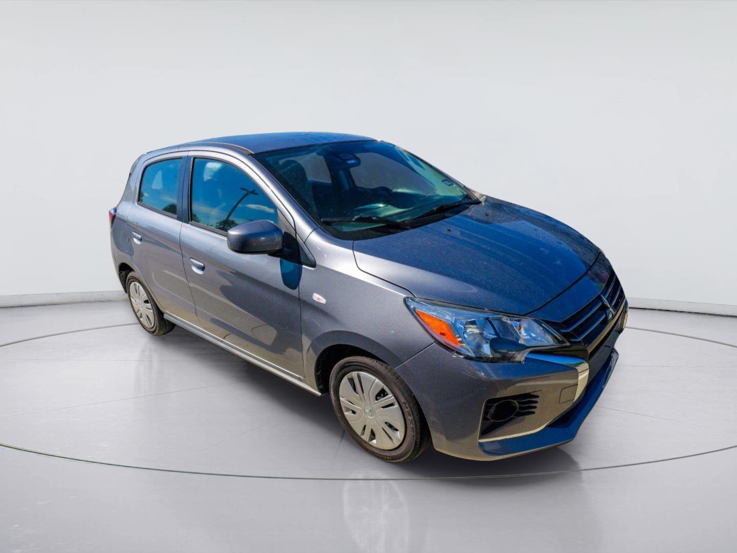Used 2021  Mitsubishi ES image 1
