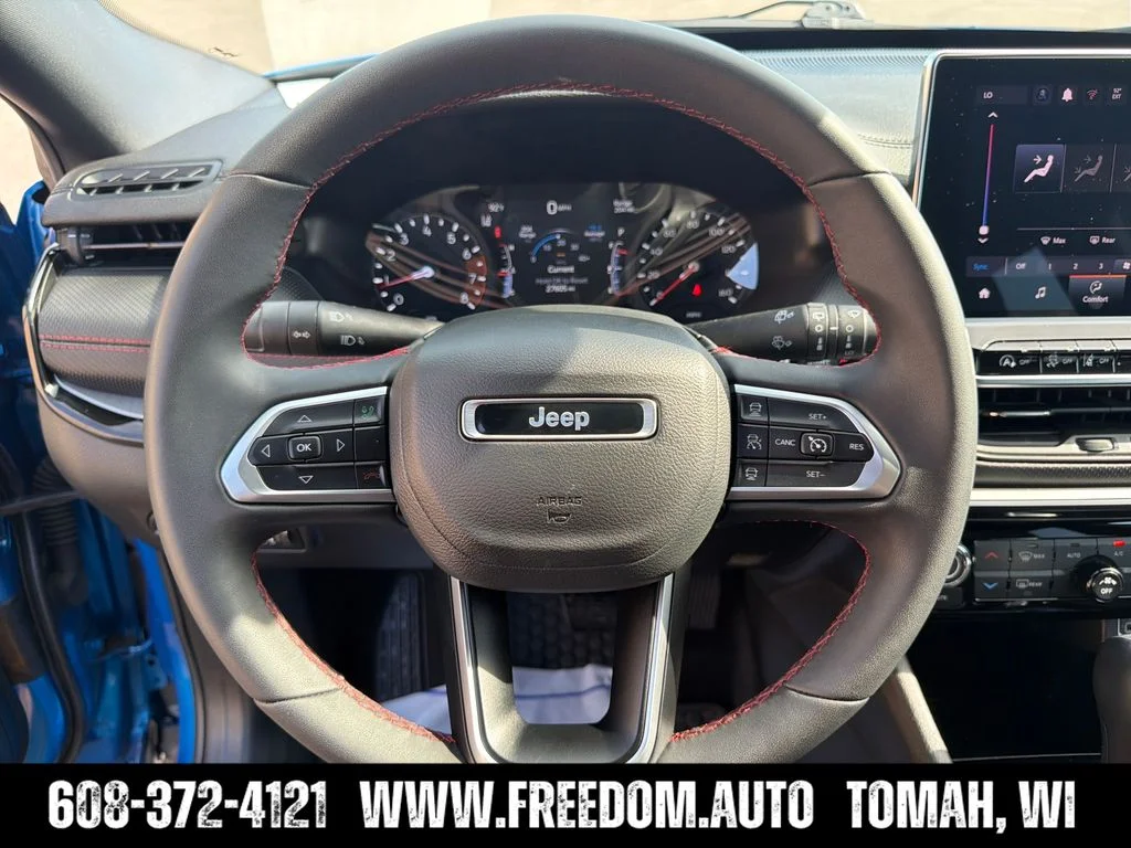 2025 Jeep Compass Trailhawk - Photo 14