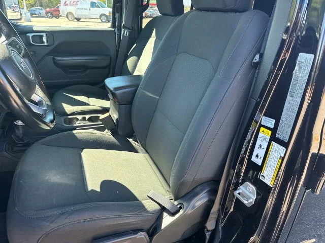Used 2020 Black Jeep Sport image 28