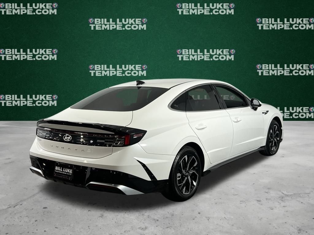 2024 Hyundai Sonata SEL photo 4