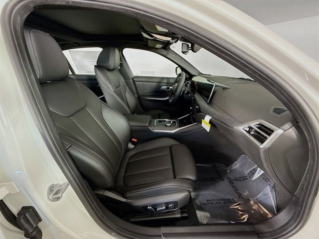 Used 2026 Alpine White BMW 330i image 30