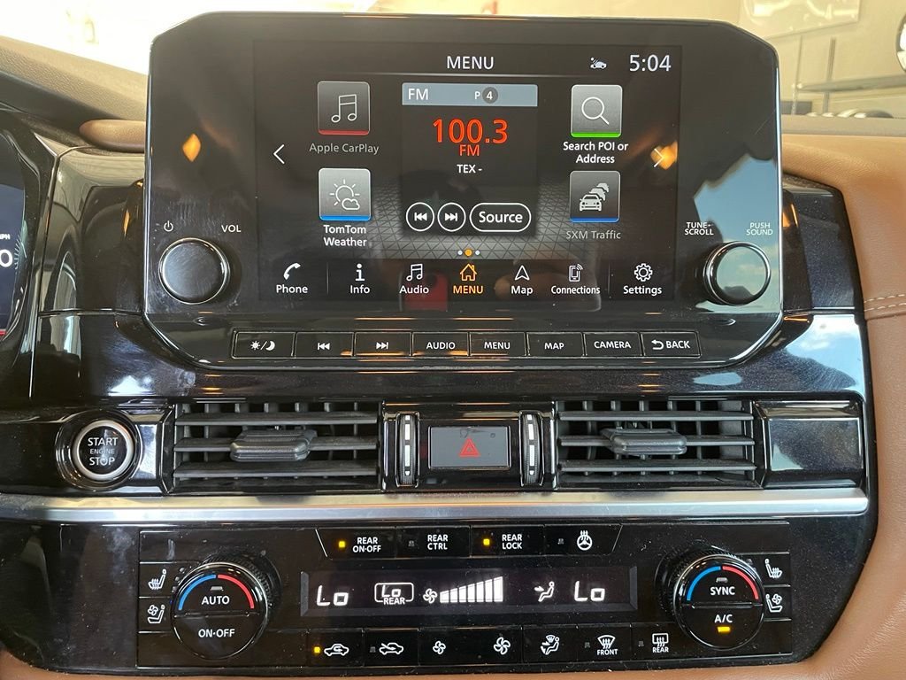 Used 2024 Gray Nissan Platinum image 17