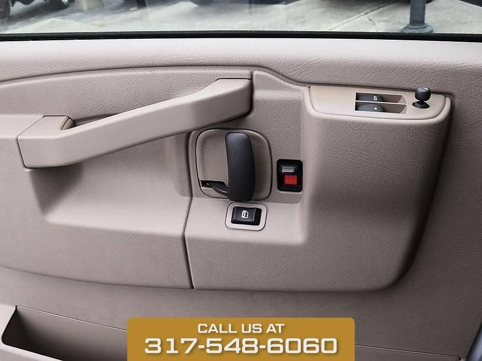 2026 Chevrolet Express Cargo Work Van - Photo 33