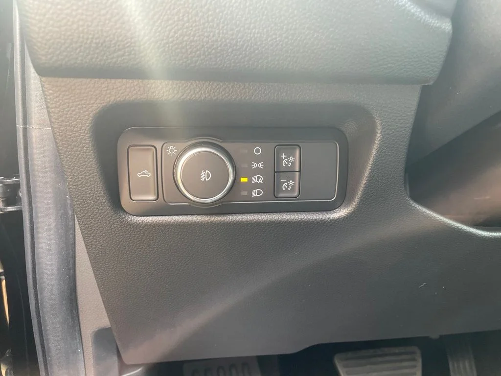 New 2026 SHADOW BLACK Ford Lariat image 15