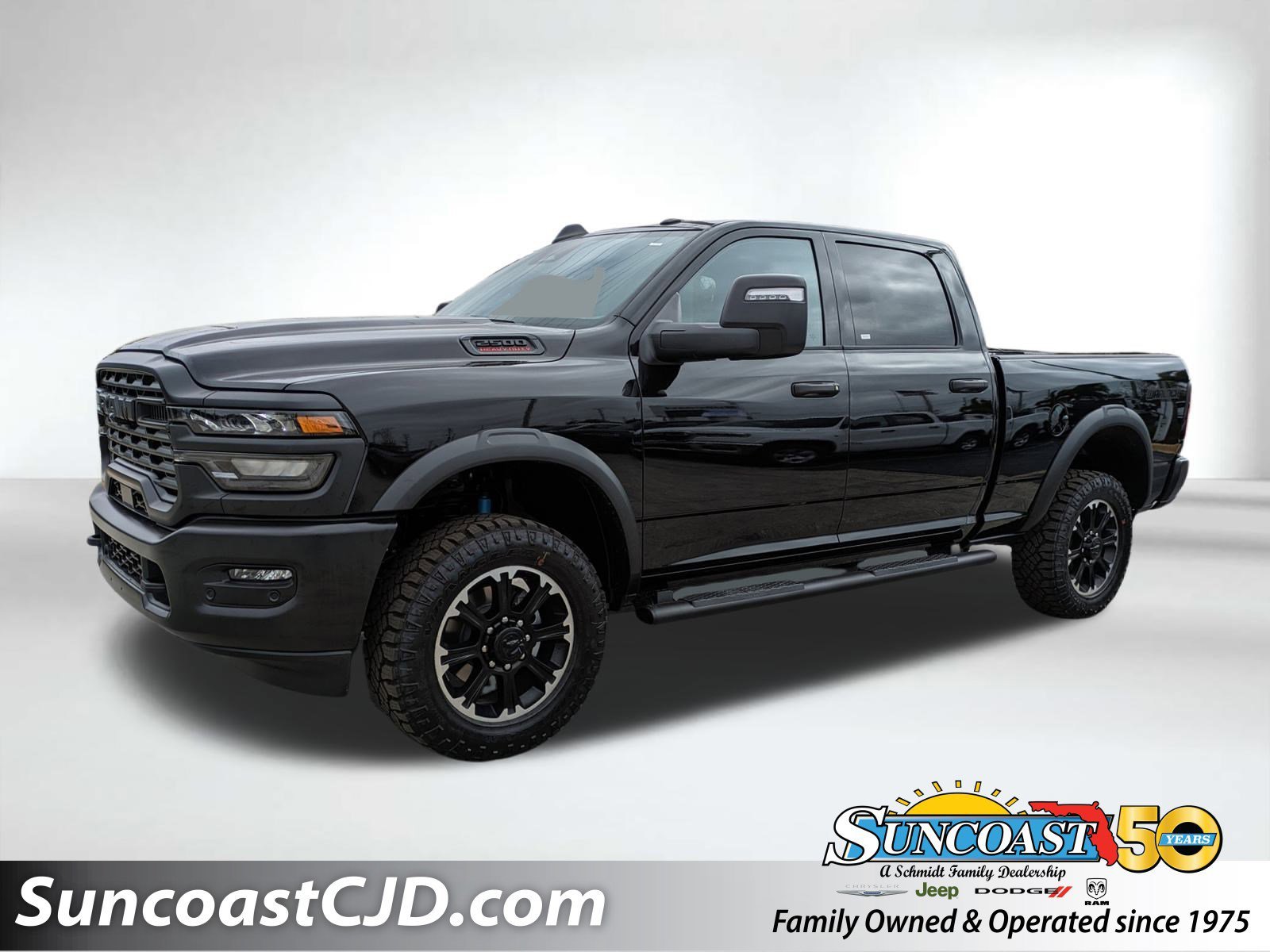 New 2026 Diamond Black Crystal Pearl-Coat Exterior Paint RAM Tradesman image 1